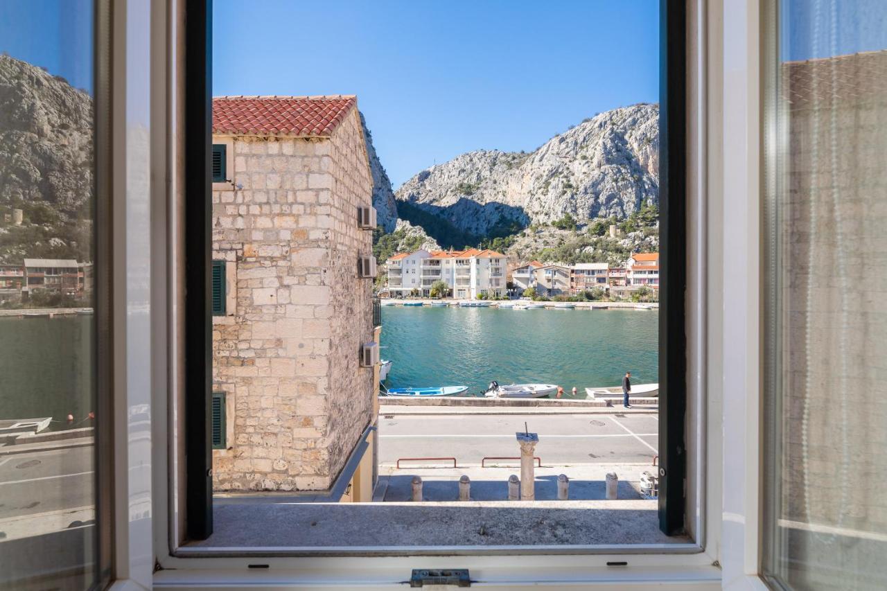 Central Alley Omiš Exteriér fotografie