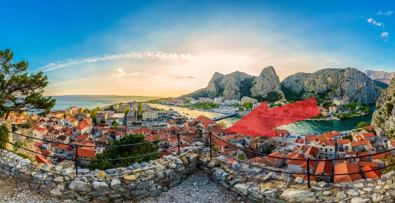 Central Alley Omiš Exteriér fotografie